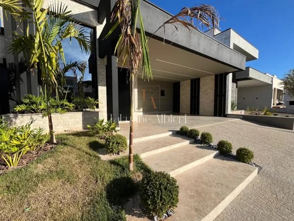 Casa com 03 suítes no condomínio Villa Carioba em Americana