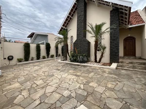 Casa Padrão à venda Vila Santo Antônio