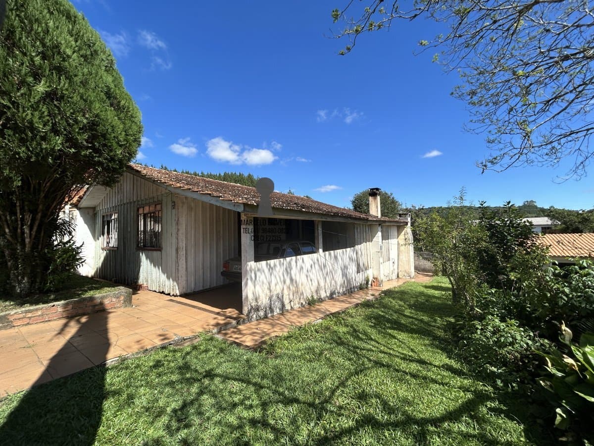 Casa Mista para Venda em Centro Bocaiúva do Sul-PR