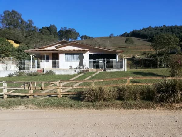 Chácara proximo ao centro de Bocaiuva do sul