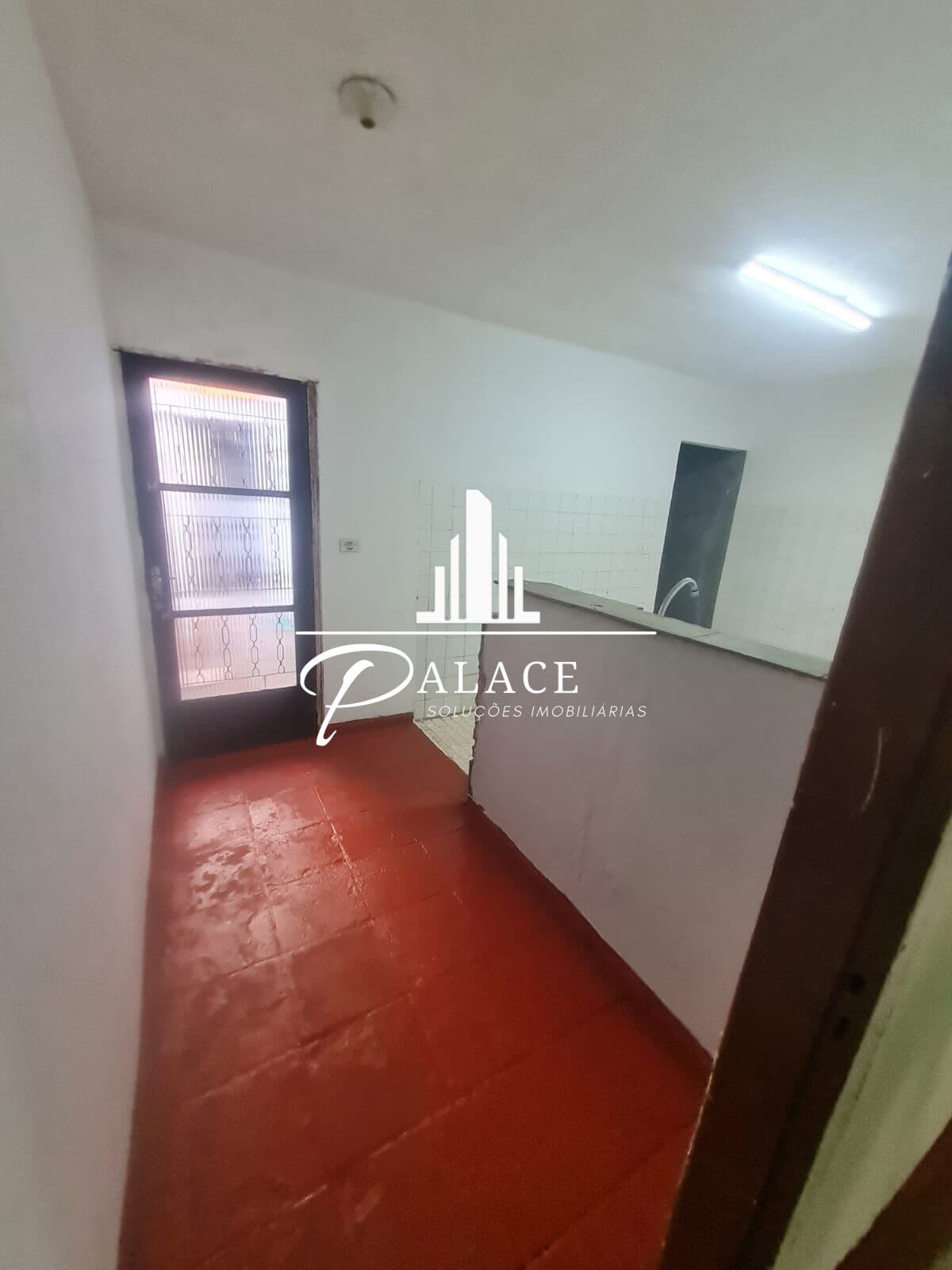 Casa à Venda em Jardim Santa Maria, Jacareí