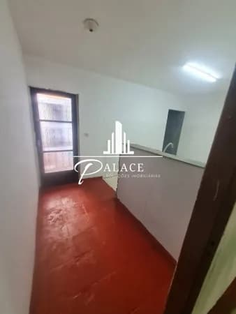 Casa à Venda em Jardim Santa Maria, Jacareí