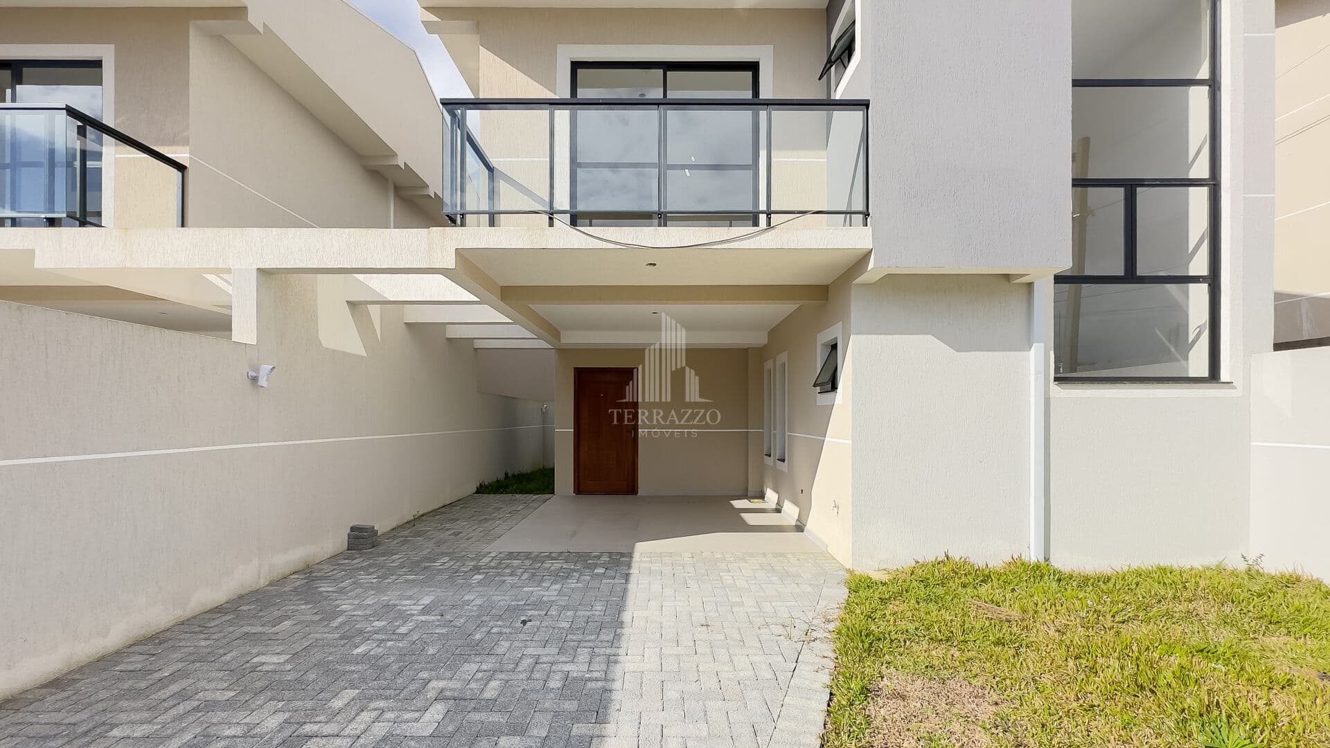 Sobrado com 3 dormitórios à venda, 125 m² por R$ 660.000 - São Marcos - São José dos Pinhais/PR