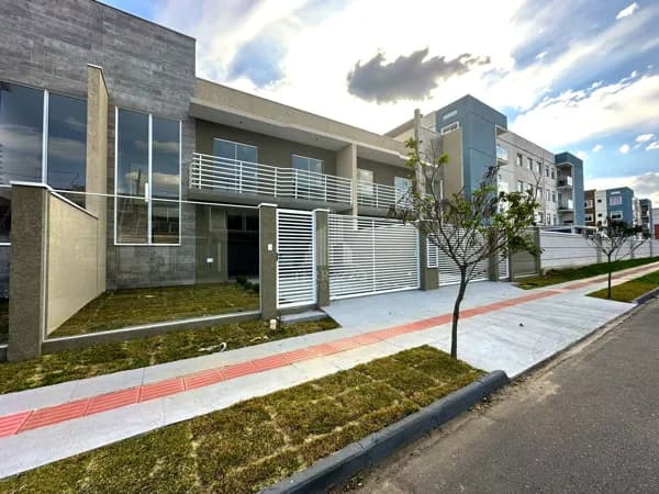 Sobrado à venda, 149 m² por R$ 729.000,00 - Cidade Jardim - São José dos Pinhais/PR