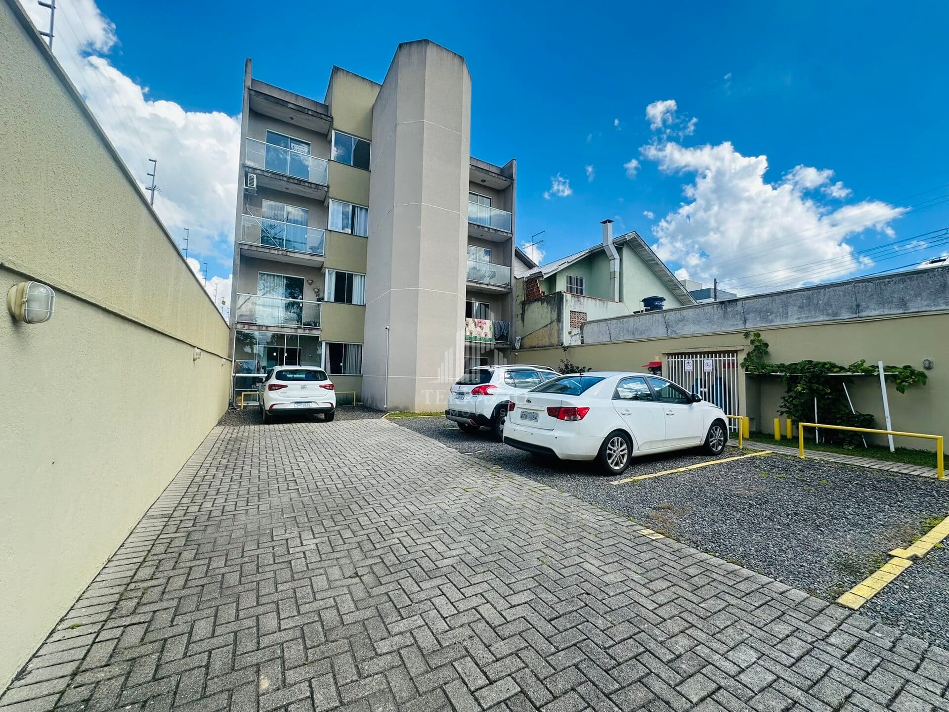 Apartamento à venda - 2 quartos - 62 m² - R$ 275.000,00 - Jardim Cruzeiro - São José dos Pinhais/PR