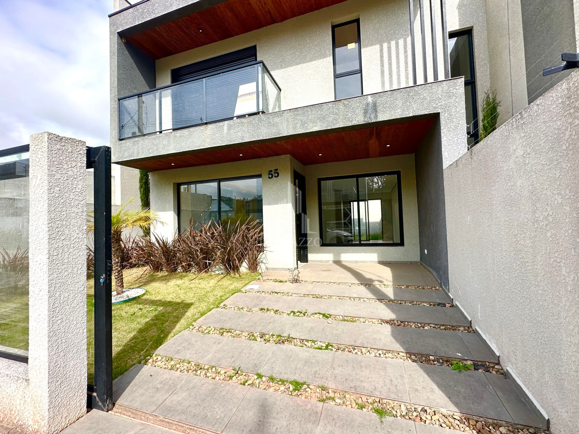 Sobrado 3 quartos com suíte à venda, R$ 790.000,00 – Fazenda Rio Grande/PR