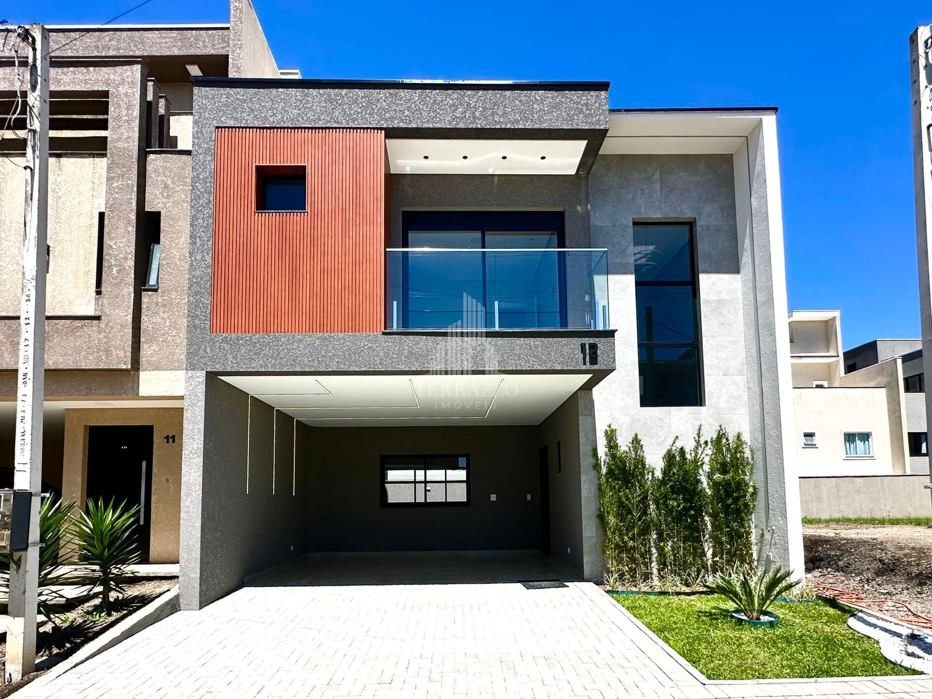 Sobrado à venda, 144 m² por R$ 929.000,00 - Costeira - São José dos Pinhais/PR