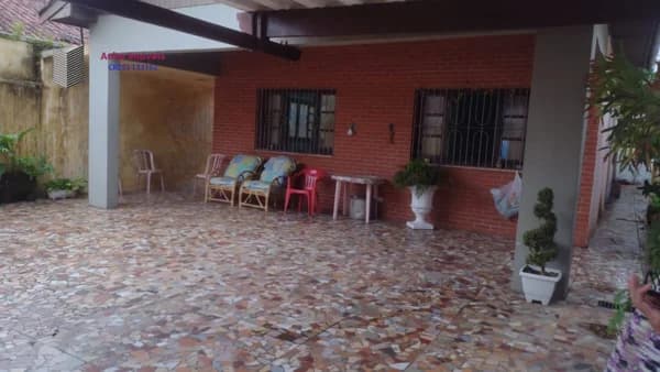Casa Padrão para Venda em Campo da Aviação Praia Grande-SP