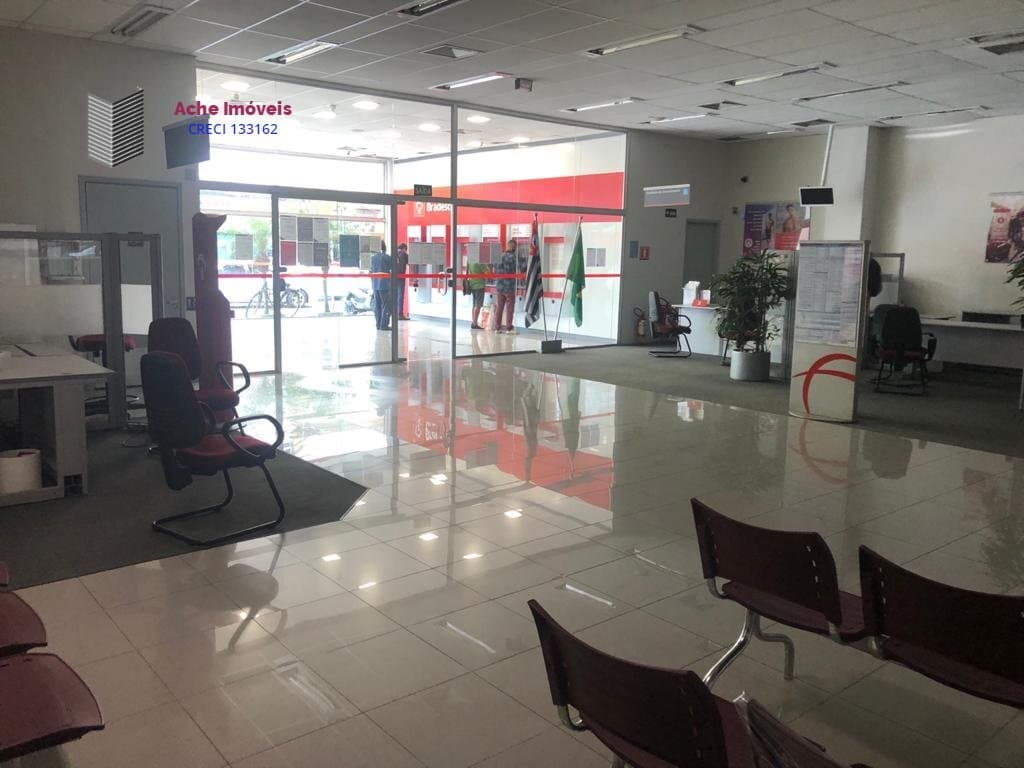 Galpão/Pavilhão Salão Comercial para Aluguel em Centro São Vicente-SP