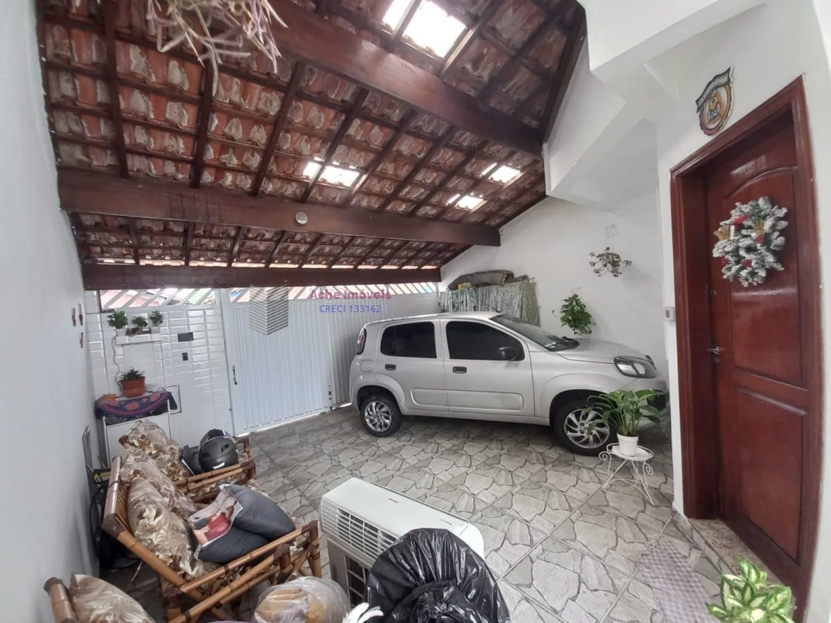 Sobrado Padrão para Venda em Vila Guilhermina Praia Grande-SP