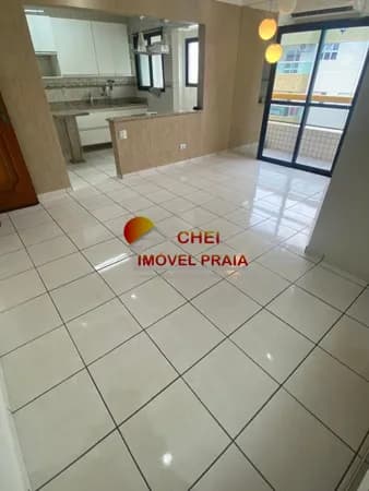 Apartamento com sacada na Guilhermina