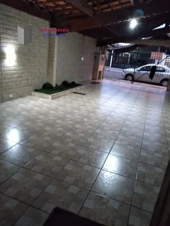 Casa Térrea para Venda e Aluguel em Campo da Aviação Praia Grande-SP