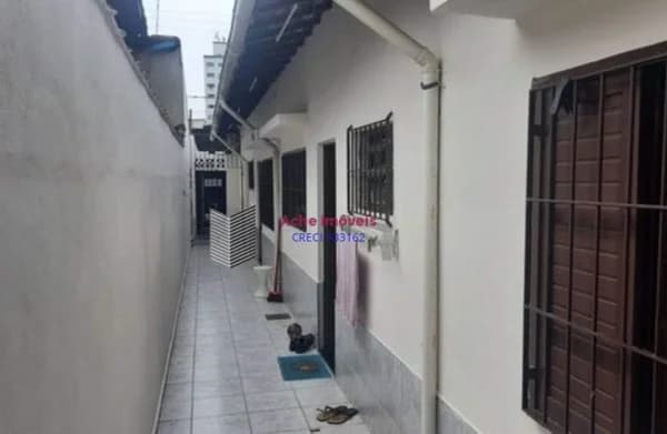 Casa Padrão para Venda em Vila Tupi Praia Grande-SP