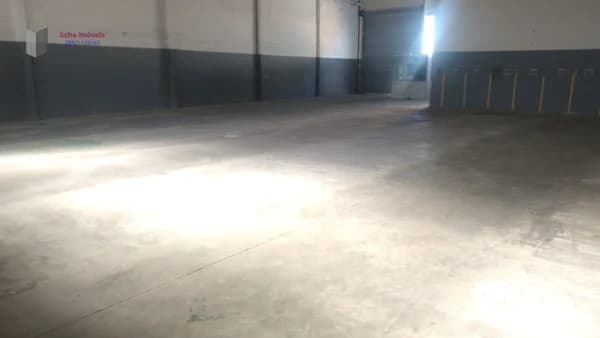 Galpão/Pavilhão Salão Comercial para Aluguel em Campo da Aviação Praia Grande-SP