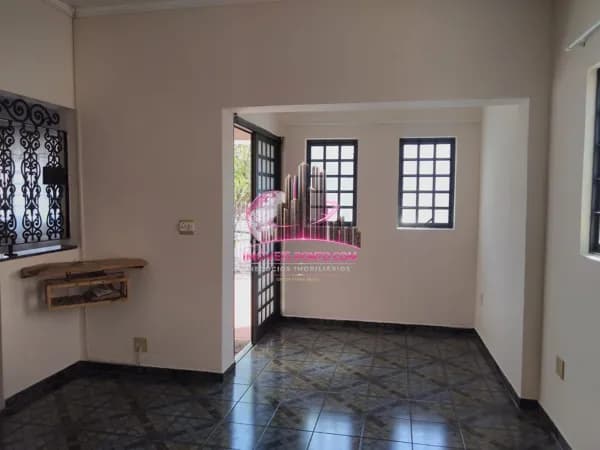 Casa para locação a apenas uma quadra da Lagoa do Taquaral