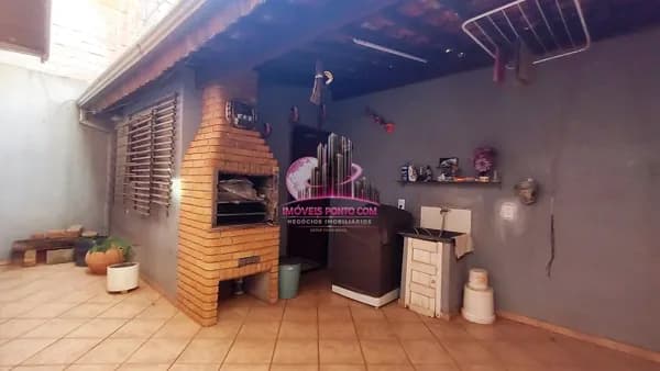 Casa térrea venda em localização estratégica no bairro Jardim Nova América - Hortolândia