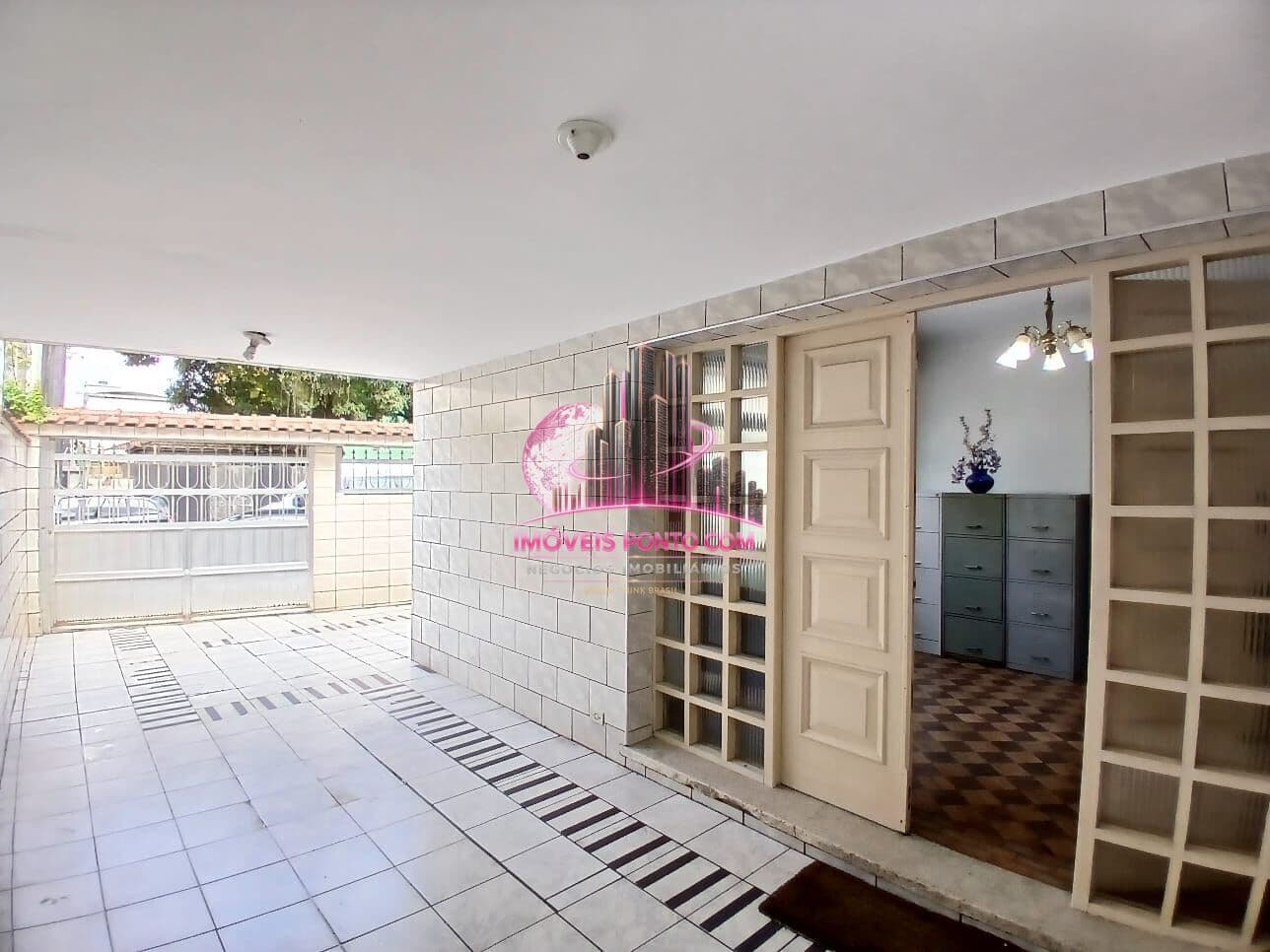 Casa em Encruzilhada, Santos/SP