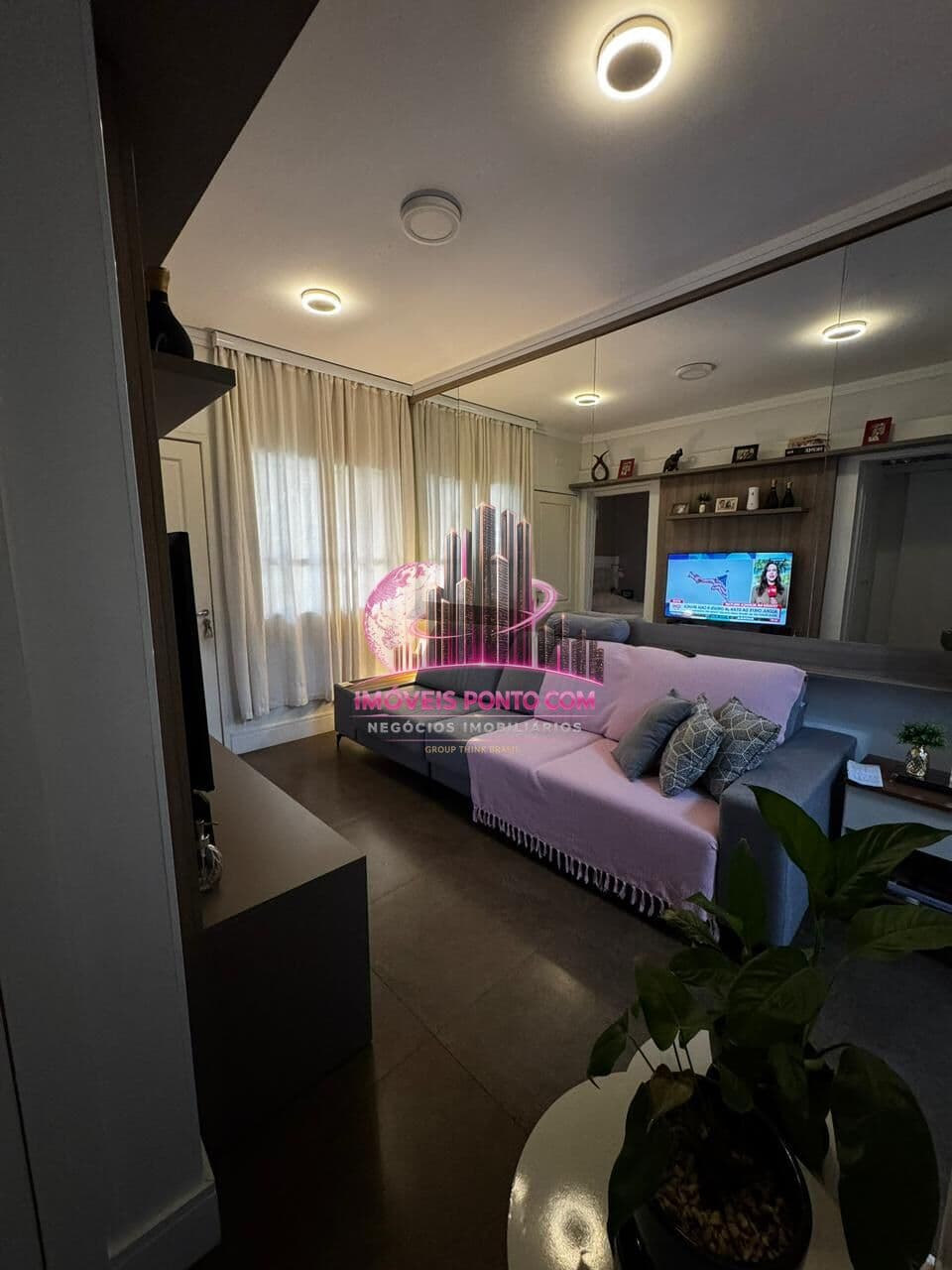 Casa á Venda - Condomínio Vivenda Orquídea