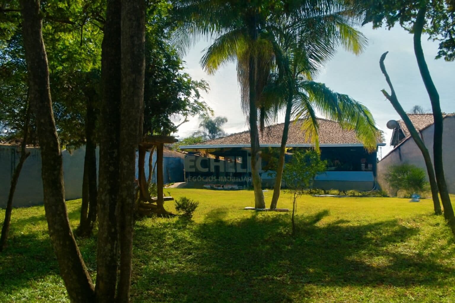 Casa em Condomínio Fechado em Atibaia-SP