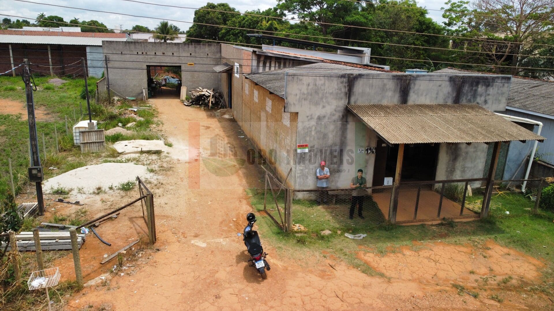 Barracão / Madereira