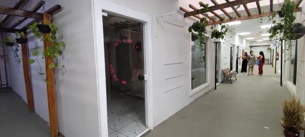 Loja Comercial em galeria preparada para pet shop