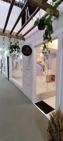 Linda Loja em galeria no centro