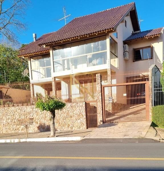 Sobrado em Esteio - Parque Amador