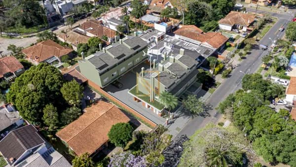 Sobrado em Porto Alegre - Tristeza
