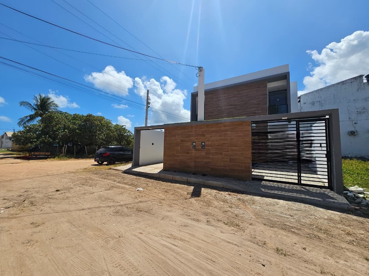 Casa com 03 quartos na praia dos Carneiros