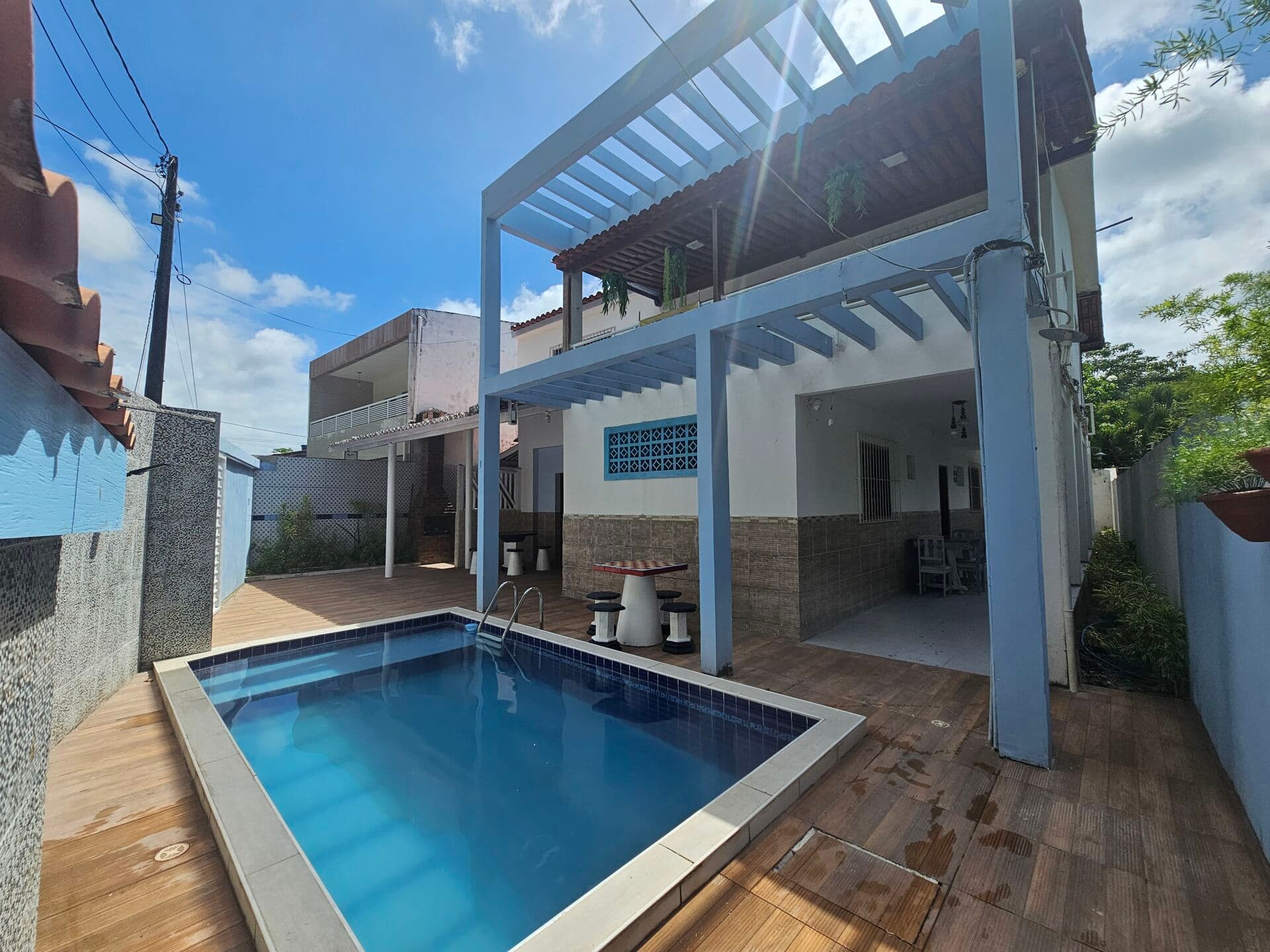 Casa com 05 Quartos em Tamandaré Venda