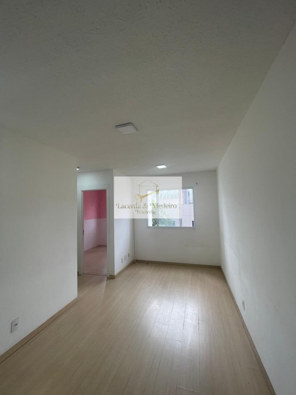 APARTAMENTO VILA DAS BELEZAS – VENDA OU ALUGUEL.