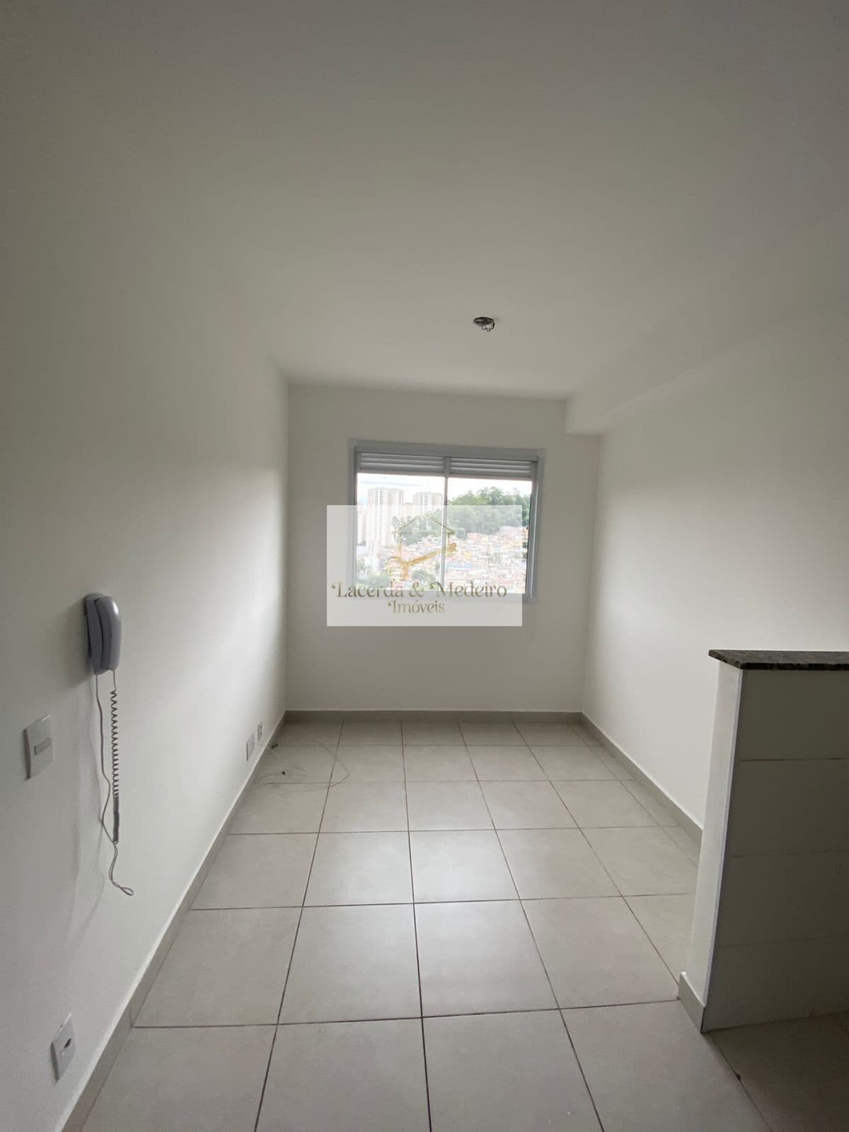 Aluga-se Apartamento - Studio – 01 Dormitório - Jardim São Luís .