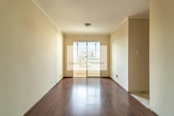 Vende-se apartamento 02 Dormitórios - Jardim São Luis