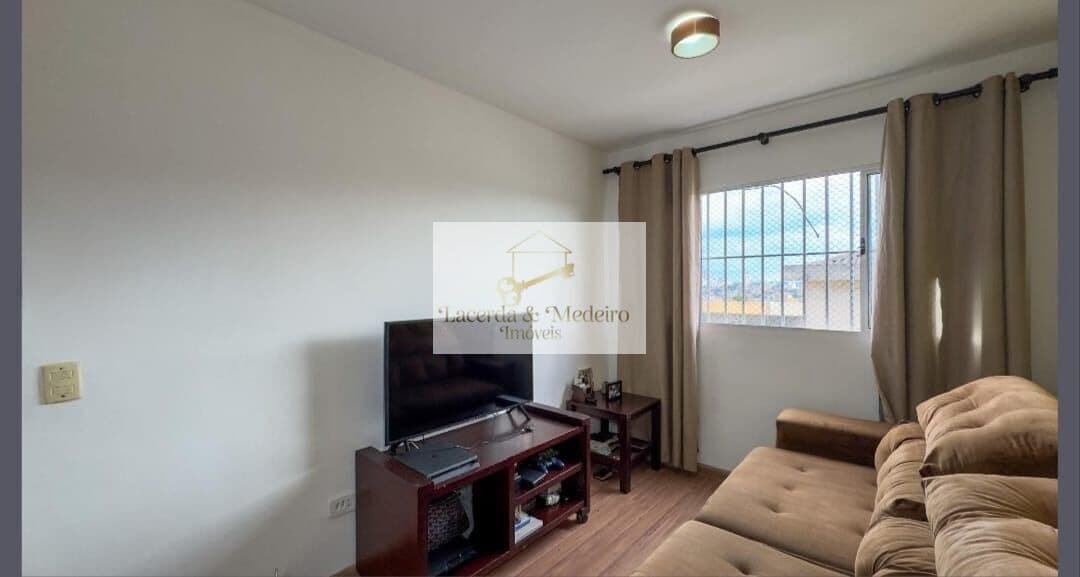 Vende - se apartamento 02 Dormitórios - Jardim São Luís .