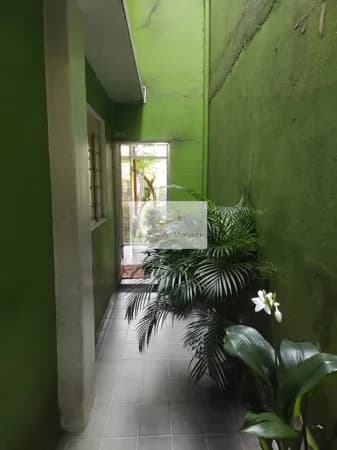 Casa á Venda 02 Dormitórios com Garagem - Parque Santo Antônio .