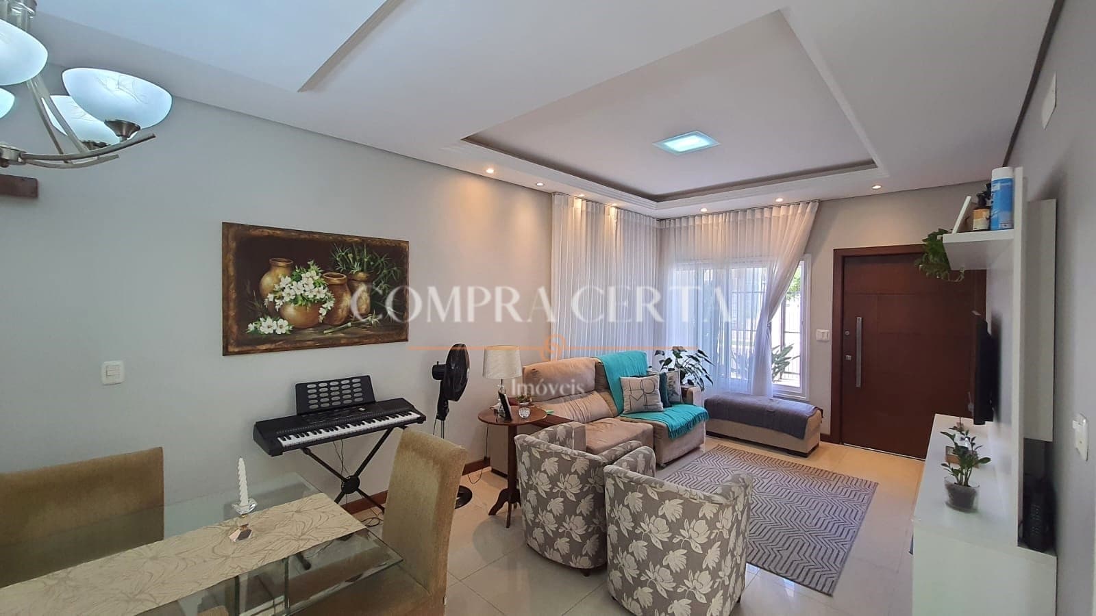 Casa de alto padrão no bairro Vale Ville em Gravataí-RS