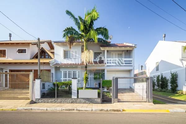 Sobrado em Cachoeirinha - Vale do Sol