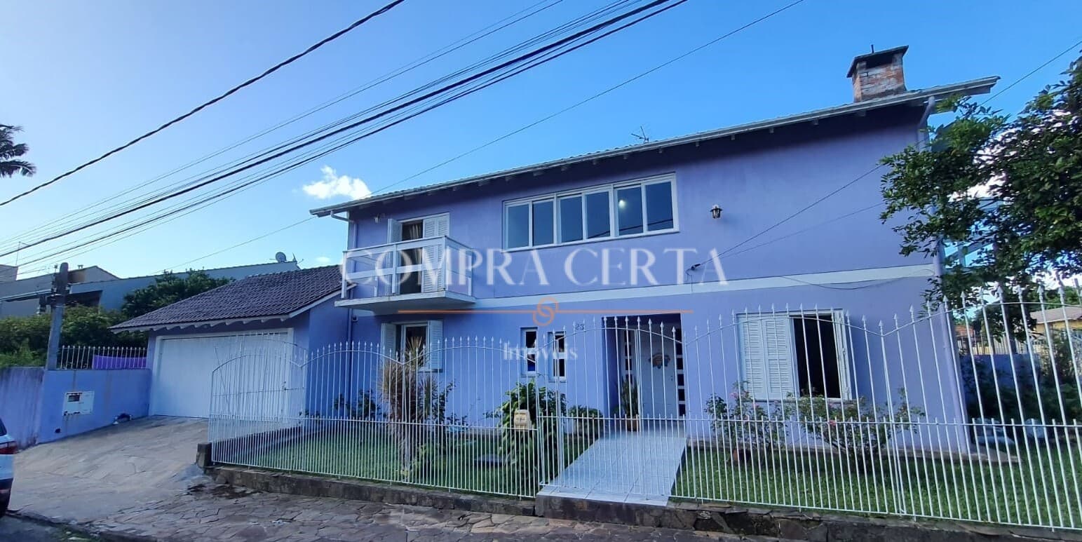 Sobrado em Cachoeirinha - Vila Eunice Nova