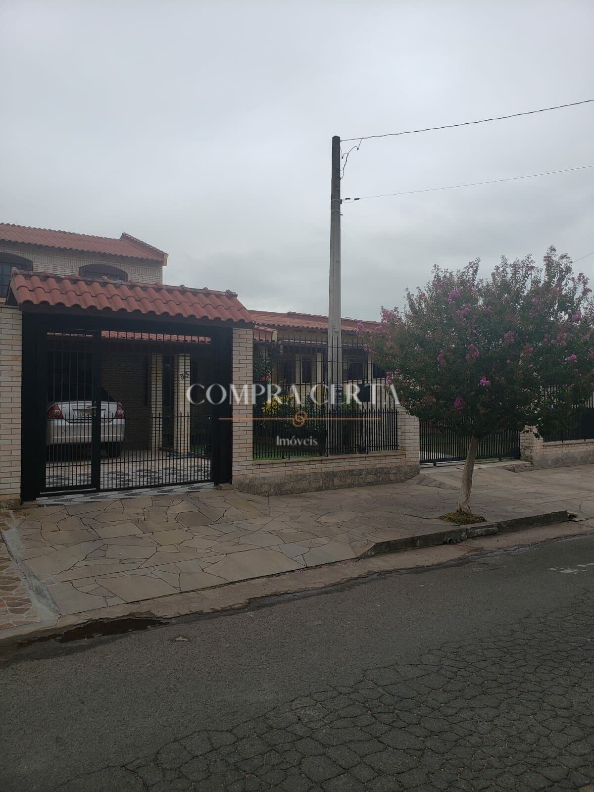 Sobrado em Cachoeirinha - Parque da Matriz