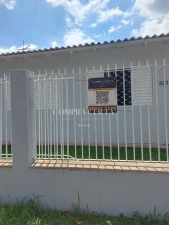 Casa reformada com pátio