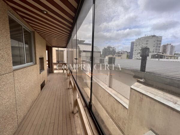 Apartamento em Porto Alegre - Bela Vista