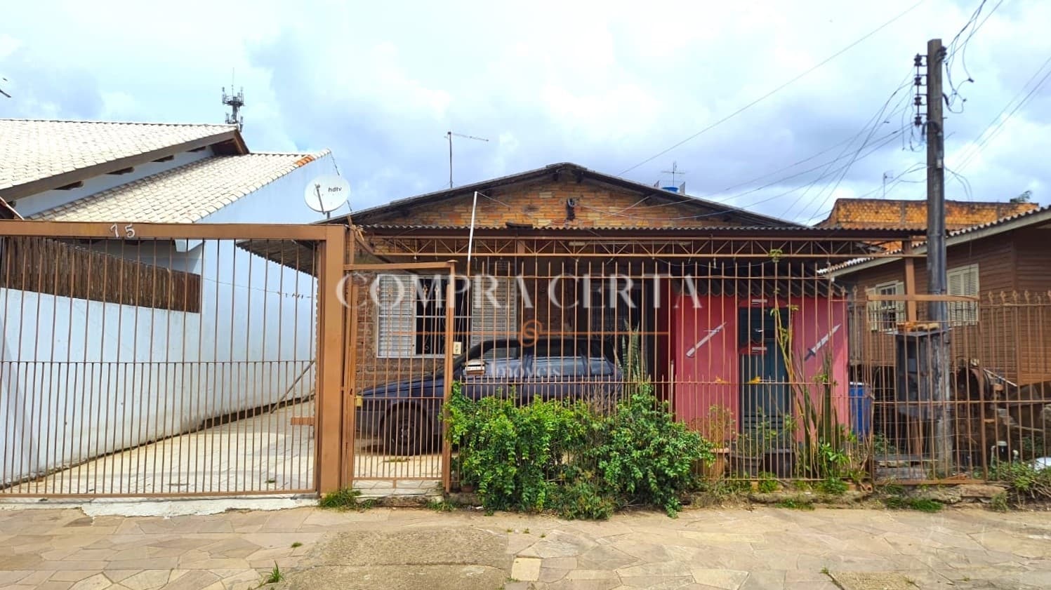Casa em Cachoeirinha - Vila Monte Carlo