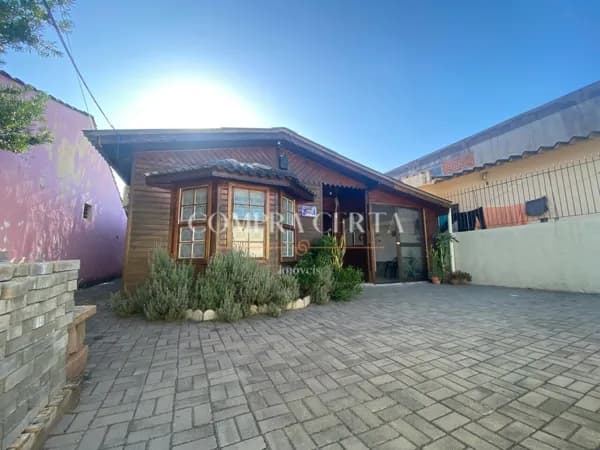 Casa em Cachoeirinha - Vila Imbui