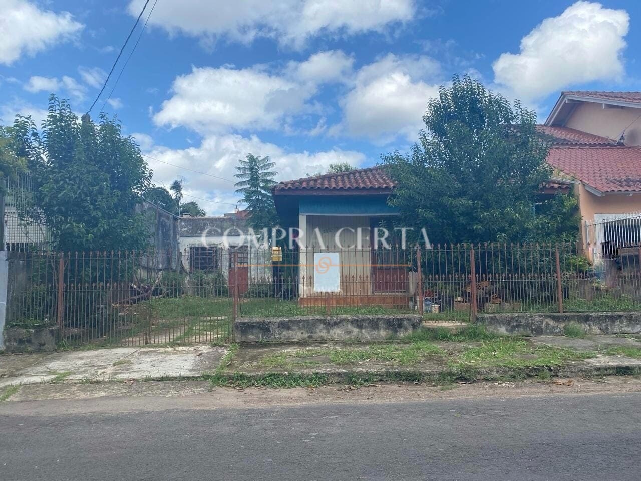 Lote/Terreno em Cachoeirinha - Vila Cachoeirinha