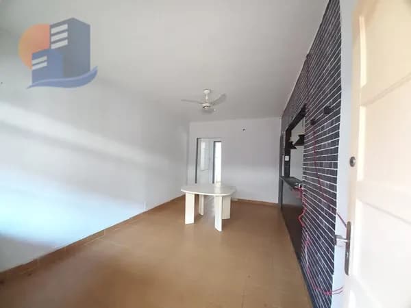 Localização Privilegiada a poucos minutos da Praia!
