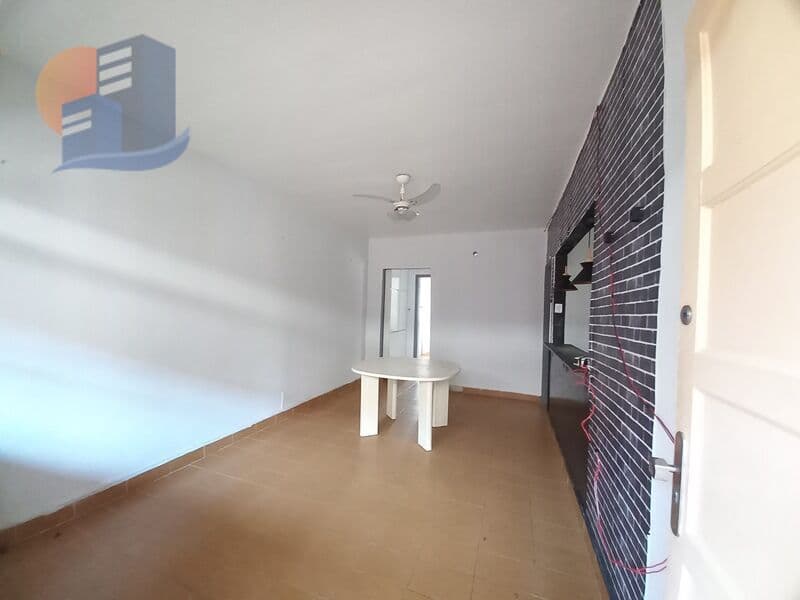 Localização Privilegiada a poucos minutos da Praia!
