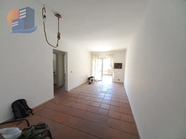 'APARTAMENTO C/AMPLA SACADA CONDOMÍNIO COM LAZER'