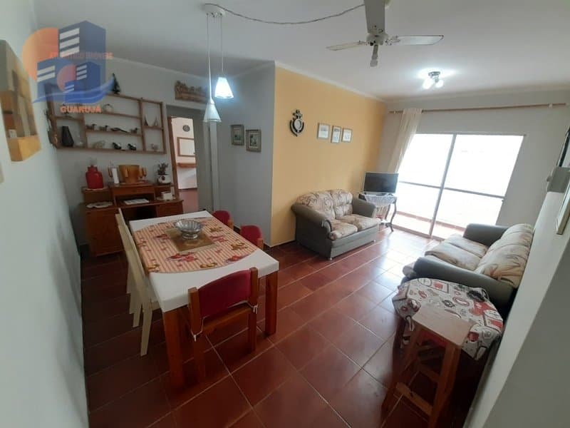 Apenas 90 Metros da Praia Enseada!!