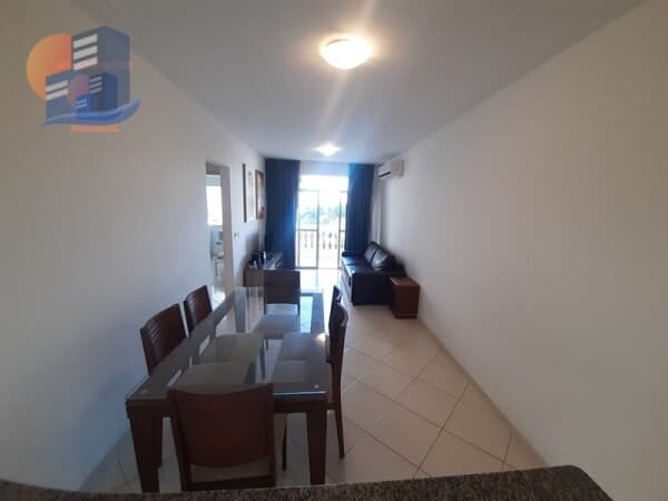 Amplo Apartamento Reformado 600 Metros daPraia!!!