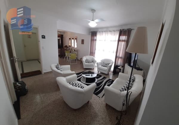 Excelente Cobertura Penthouse a 250 metros do Mar. Ótima Localização.